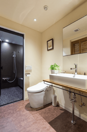 トイレは個室という固定概念を取り払い 自身の使いやすさを優先 施工事例 アールツーホーム